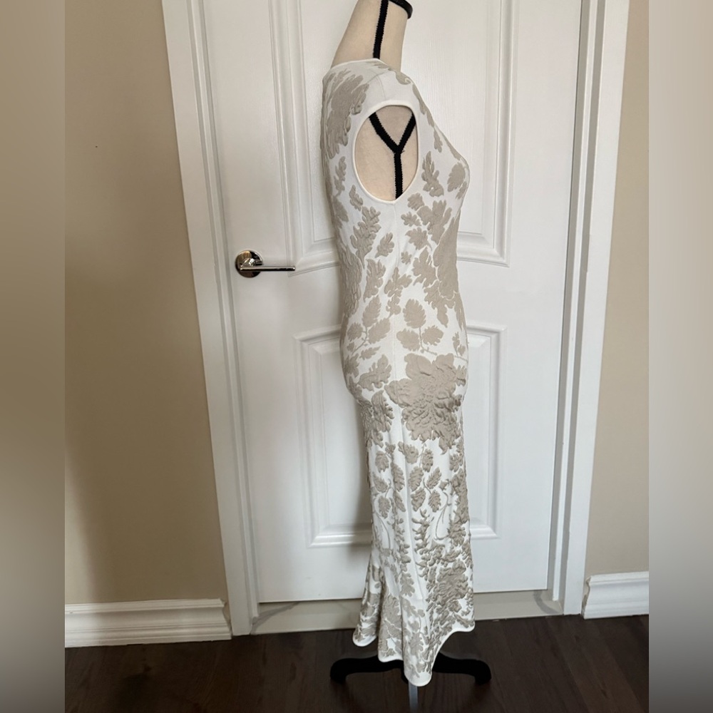 Floral Beige and White Alexander McQueen Women Dress, size L - Picture 2 of 7